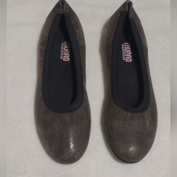 Munro Shoes - Munro flats shoes for women size 8